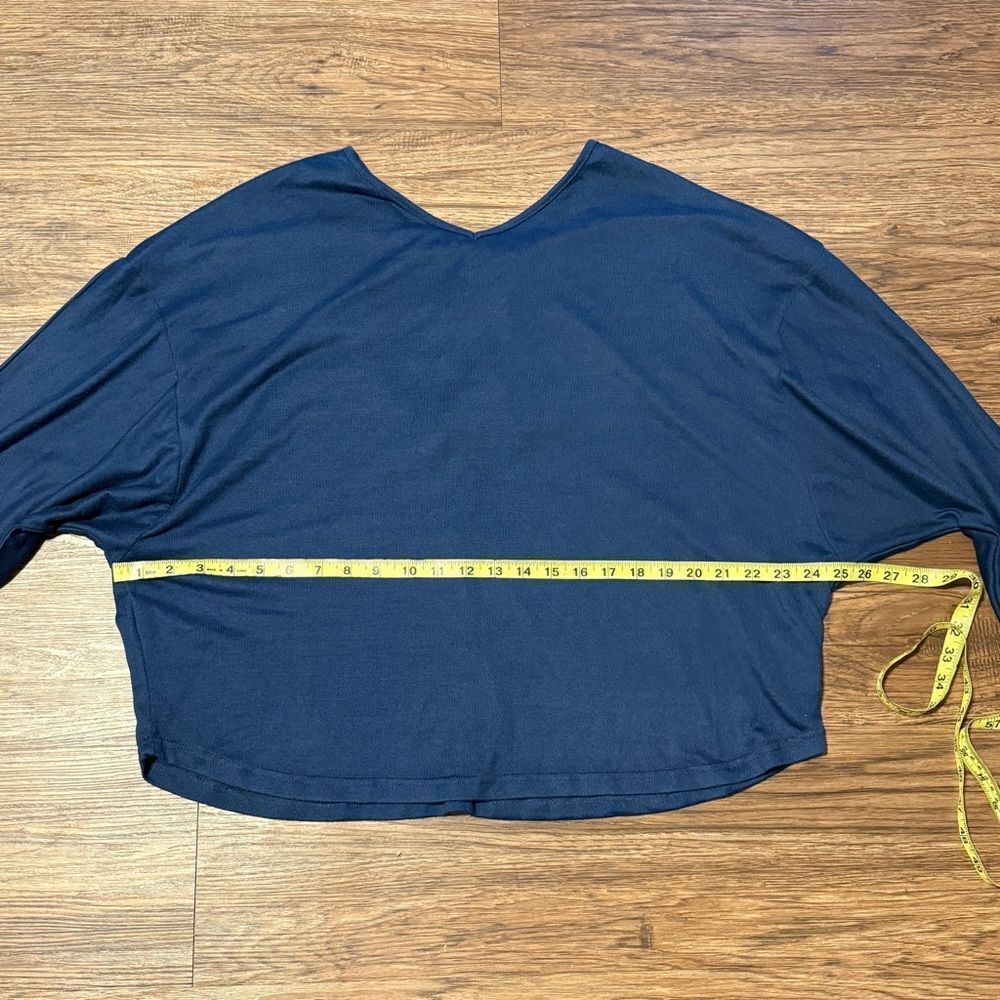 SHEIN Bundle of 2 Dolman Sleeve Tie Back Sweaters Dark Blue Lavender Size Large - Picture 11 of 11
